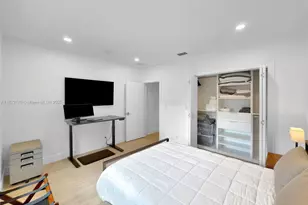 130 SW 25th Rd, Miami, FL 33129 - Photo 34