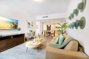 777 N Ocean Dr, Hollywood, FL 33019 - Photo 2