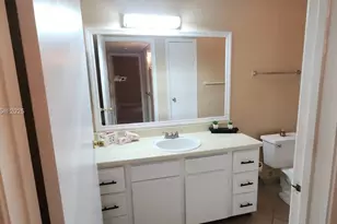 755 Riverside Dr, Coral Springs, FL 33071 - Photo 10