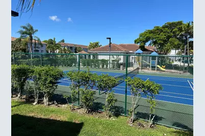 9645 NW 1st Ct #1-209, Pembroke Pines, FL 33024 - Photo 4