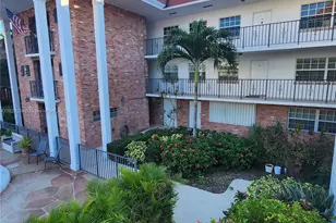2424 NE 9th St, Fort Lauderdale, FL 33304 - Photo 28