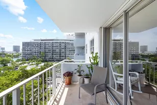6900 Bay Dr, Miami Beach, FL 33141 - Photo 26