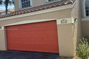 1110 NW 108th Ave, Plantation, FL 33322 - Photo 2