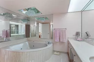 19667 Turnberry Way, Aventura, FL 33180 - Photo 18