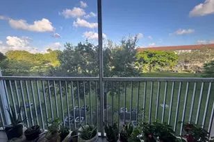 801 SW 133rd Terrace, Pembroke Pines, FL 33027 - Photo 10