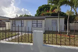 257 E 38th St, Hialeah, FL 33013 - Photo 2