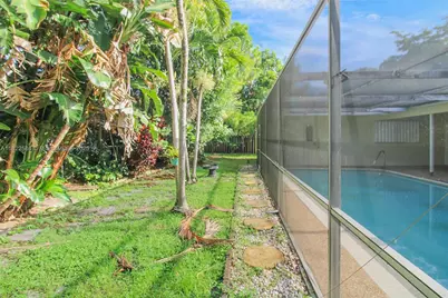 1531 SW 67th Ter, Plantation, FL 33317 - Photo 24