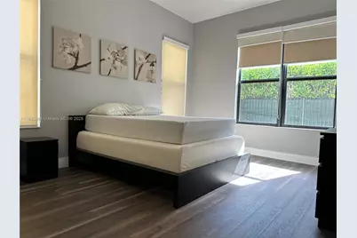 3278 W 97th Ter, Hialeah, FL 33018 - Photo 52