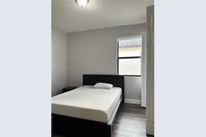 3278 W 97th Ter, Hialeah, FL 33018 - Photo 50