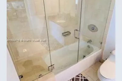 90 SW 3rd St #3010, Miami, FL 33130 - Photo 14