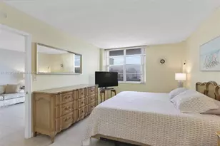 1020 Meridian Ave, Miami Beach, FL 33139 - Photo 24