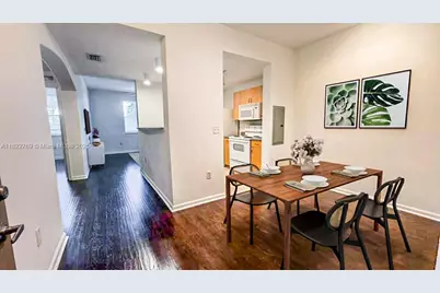 533 NE 3rd Ave #410, Fort Lauderdale, FL 33301 - Photo 2