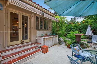 4187 S Le Jeune Rd, Miami, FL 33133 - Photo 32