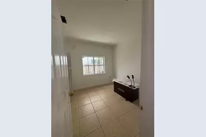 1281 NE 41st Pl, Homestead, FL 33033 - Photo 4