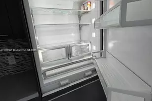 7875 NW 107th Ave, Doral, FL 33178 - Photo 8