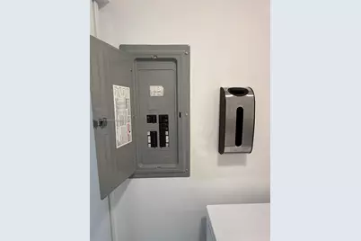 2001 Biscayne Blvd #2402, Miami, FL 33137 - Photo 30