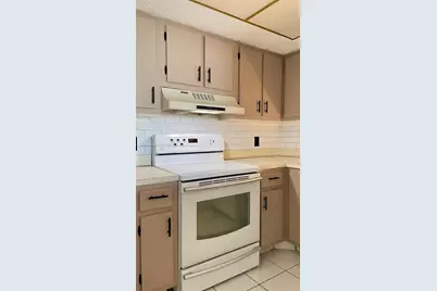 5550 NW 44th St #407B, Lauderhill, FL 33319 - Photo 4