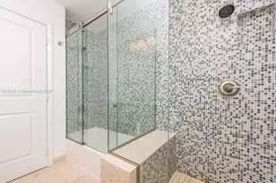 900 Diplomat Pkwy, Hollywood, FL 33019 - Photo 26