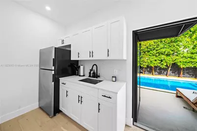 550 NW 42nd St, Miami, FL 33127 - Photo 46
