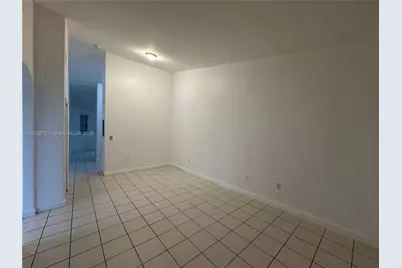 1661 SE 29th Ct #206, Homestead, FL 33035 - Photo 2