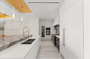 17901 Collins Ave, Sunny Isles Beach, FL 33160 - Photo 4