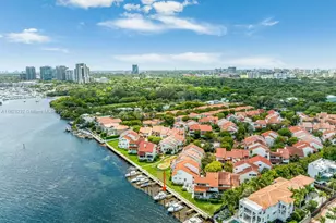 2000 S Bayshore Dr, Miami, FL 33133 - Photo 22