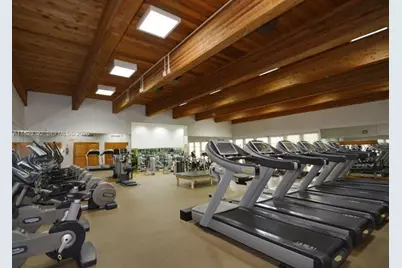 1000 Quayside Te #410, Miami, FL 33138 - Photo 32