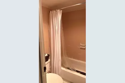 100 Bayview Dr #1030, Sunny Isles Beach, FL 33160 - Photo 18