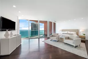 300 South Pointe Dr, Miami Beach, FL 33139 - Photo 28