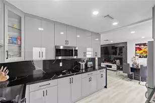 6474 Palm Ave, Hialeah, FL 33012 - Photo 36