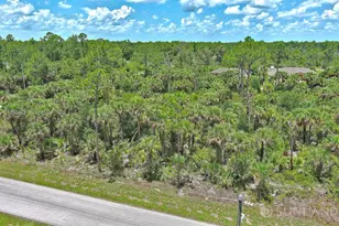 134 S Navarra Ave, Lehigh Acres, FL 33974 - Photo 4