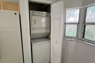 1250 SE 28th Ct, Homestead, FL 33035 - Photo 6