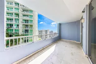 170 SE 14th St, Miami, FL 33131 - Photo 18