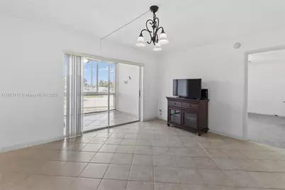 7887 Golf Cir Dr #203, Margate, FL 33063 - Photo 2