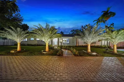 11530 NE 7th Ave, Biscayne Park, FL 33161 - Photo 42