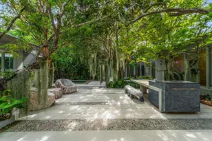 11 Lagorce Cir, Miami Beach, FL 33141 - Photo 30