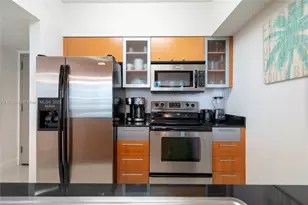 1750 N Bayshore Dr, Miami, FL 33132 - Photo 8