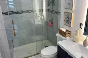 9340 Fontainebleau Blvd, Miami, FL 33172 - Photo 14