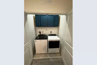 1136 SW 6th Ave, Florida City, FL 33034 - Photo 12