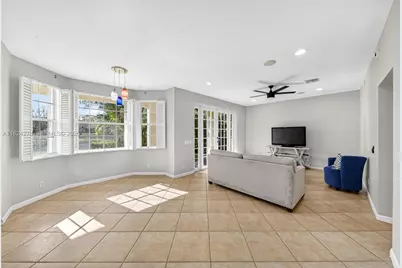 1325 Chenille Cir, Weston, FL 33327 - Photo 28