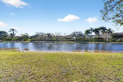 1325 Chenille Cir, Weston, FL 33327 - Photo 46