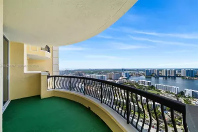 17875 Collins Ave #4102, Sunny Isles Beach, FL 33160 - Photo 36