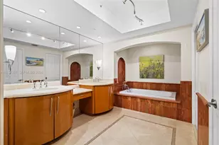17875 Collins Ave, Sunny Isles Beach, FL 33160 - Photo 18