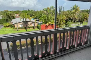 215 SE 3rd Ave, Hallandale Beach, FL 33009 - Photo 24