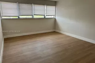 215 SE 3rd Ave, Hallandale Beach, FL 33009 - Photo 14