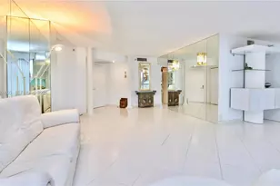 3530 Mystic Pointe Dr, Aventura, FL 33180 - Photo 22