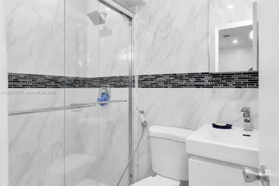 31 SW 58th Ct, Miami, FL 33144 - Photo 18