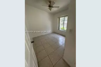 [Address not provided], Hallandale Beach, FL 33009 - Photo 2