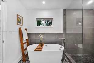 150 NE 50, Miami, FL 33137 - Photo 6