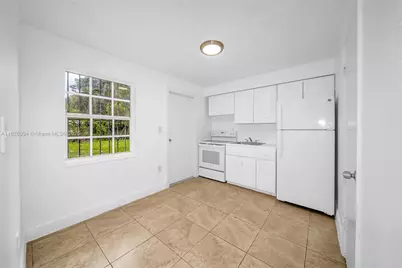 2125 NW 91st Street #2127, Miami, FL 33147 - Photo 4